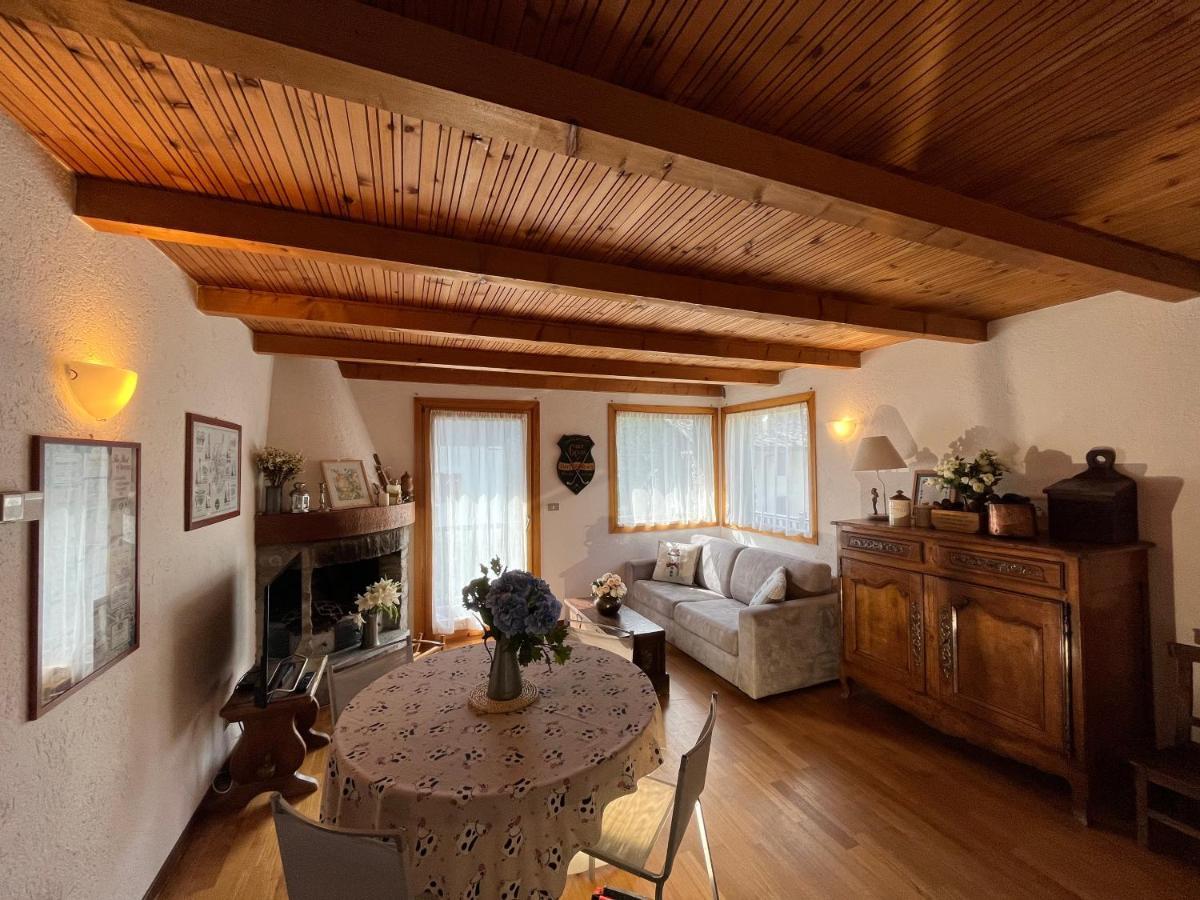 Chalet Blanc "Le Flocon" Courmayeur Zewnętrze zdjęcie