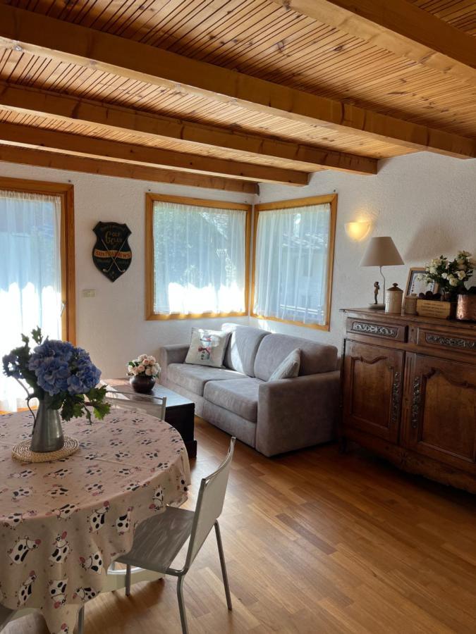 Chalet Blanc "Le Flocon" Courmayeur Zewnętrze zdjęcie